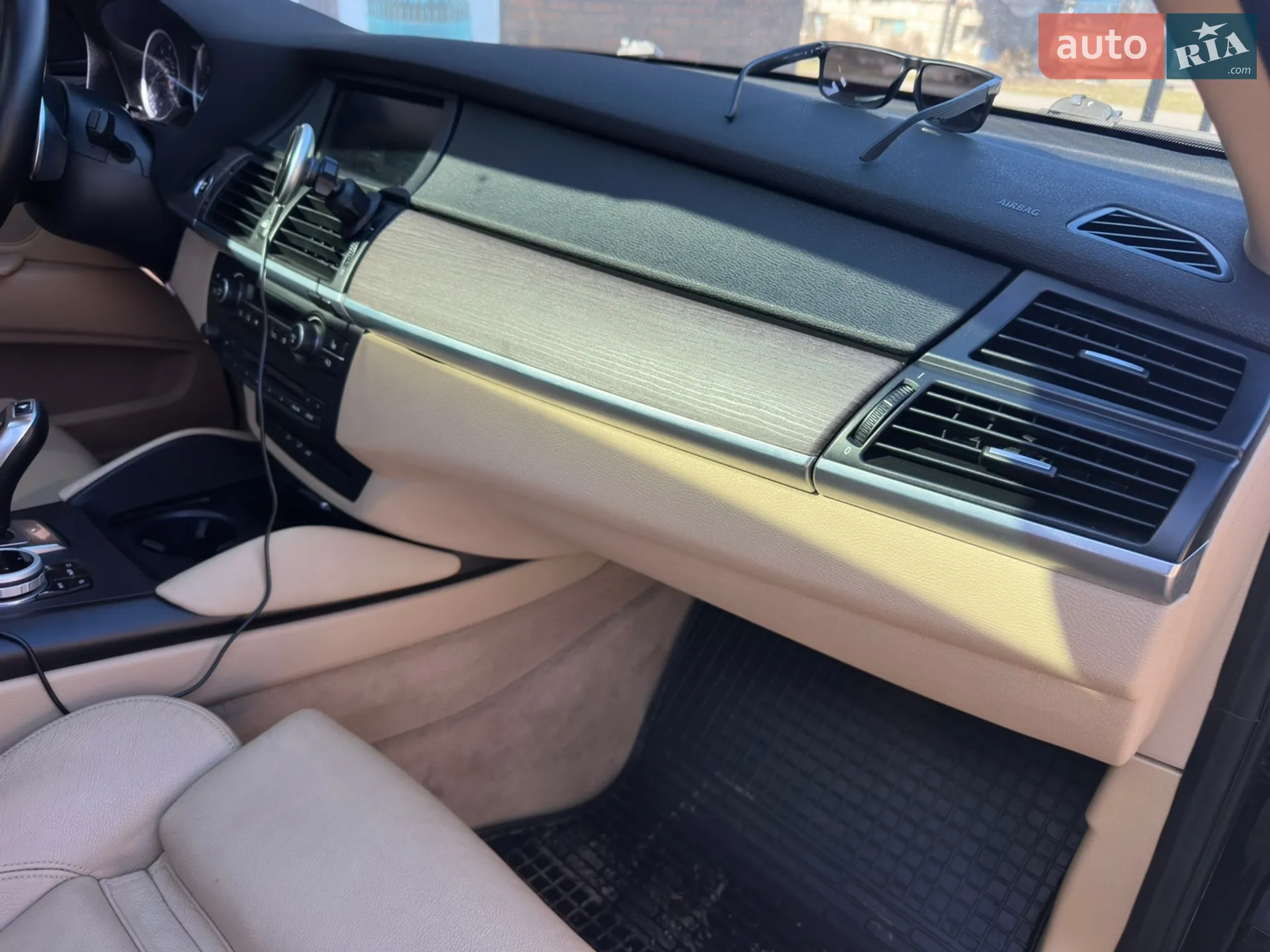 2011 BMW X6 - мініатюра 23