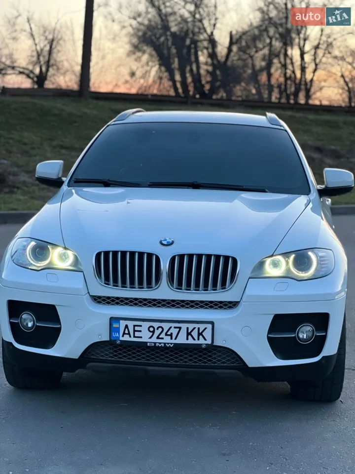 2011 BMW X6 - мініатюра 16