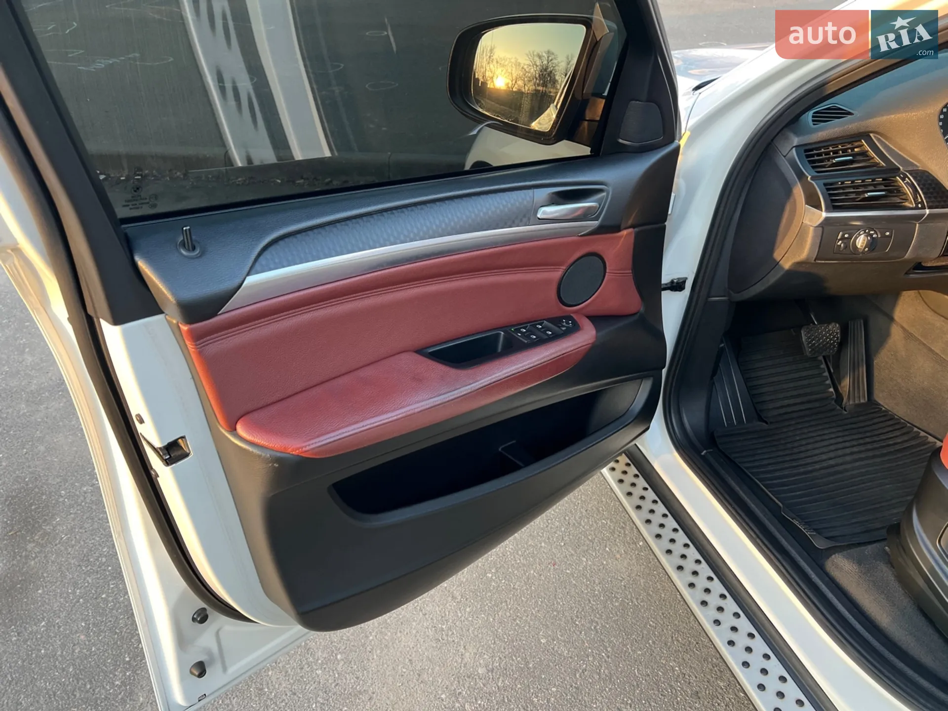 2010 BMW X6 - мініатюра 51