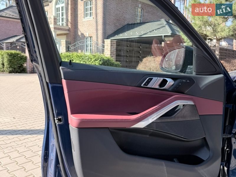 Внедорожник / Кроссовер BMW X6 2022 в Киеве