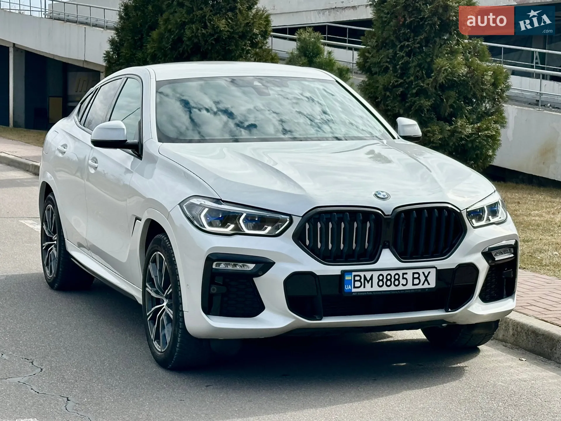 2021 BMW X6 - мініатюра 3