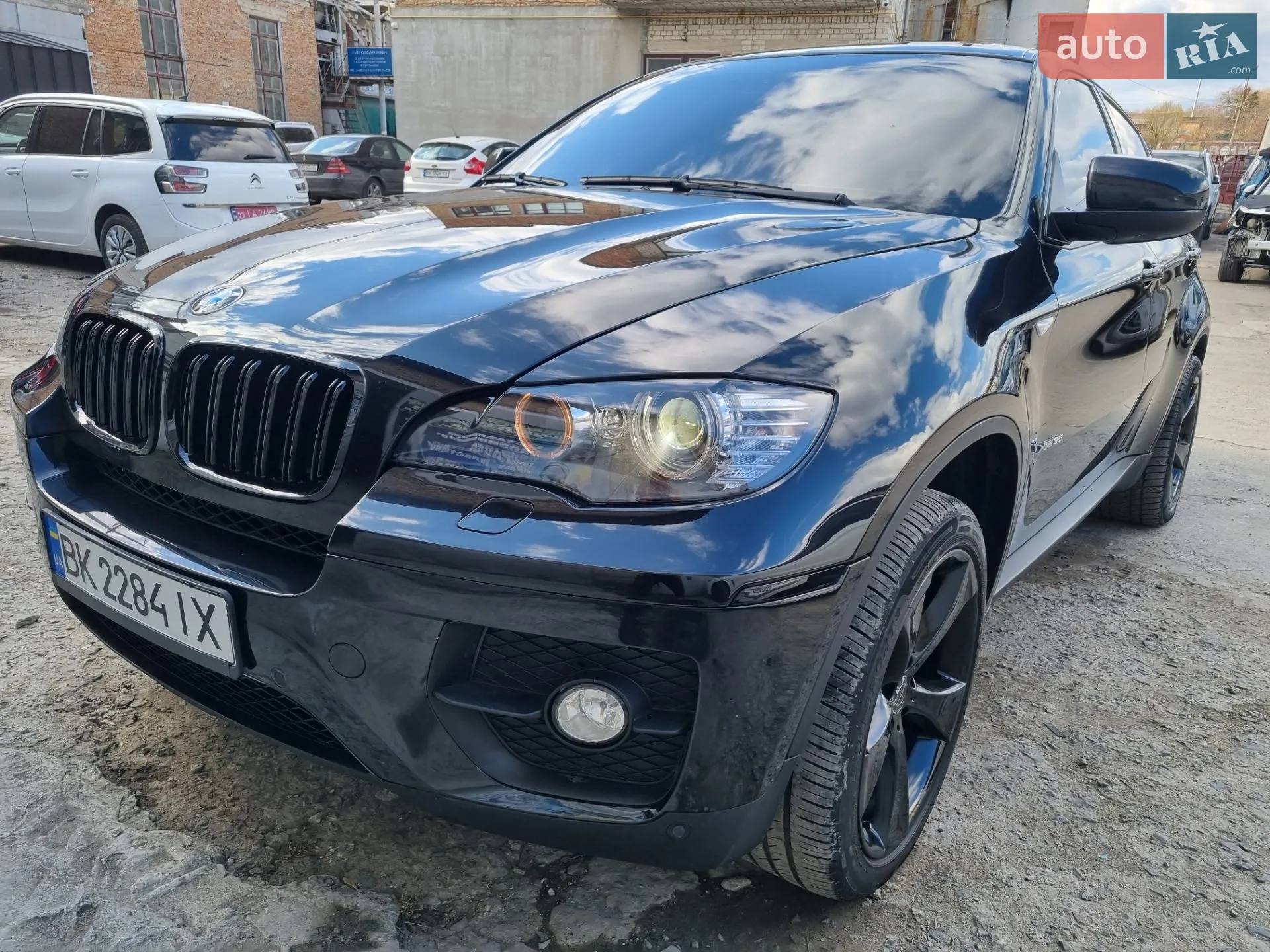 2011 BMW X6 - мініатюра 18