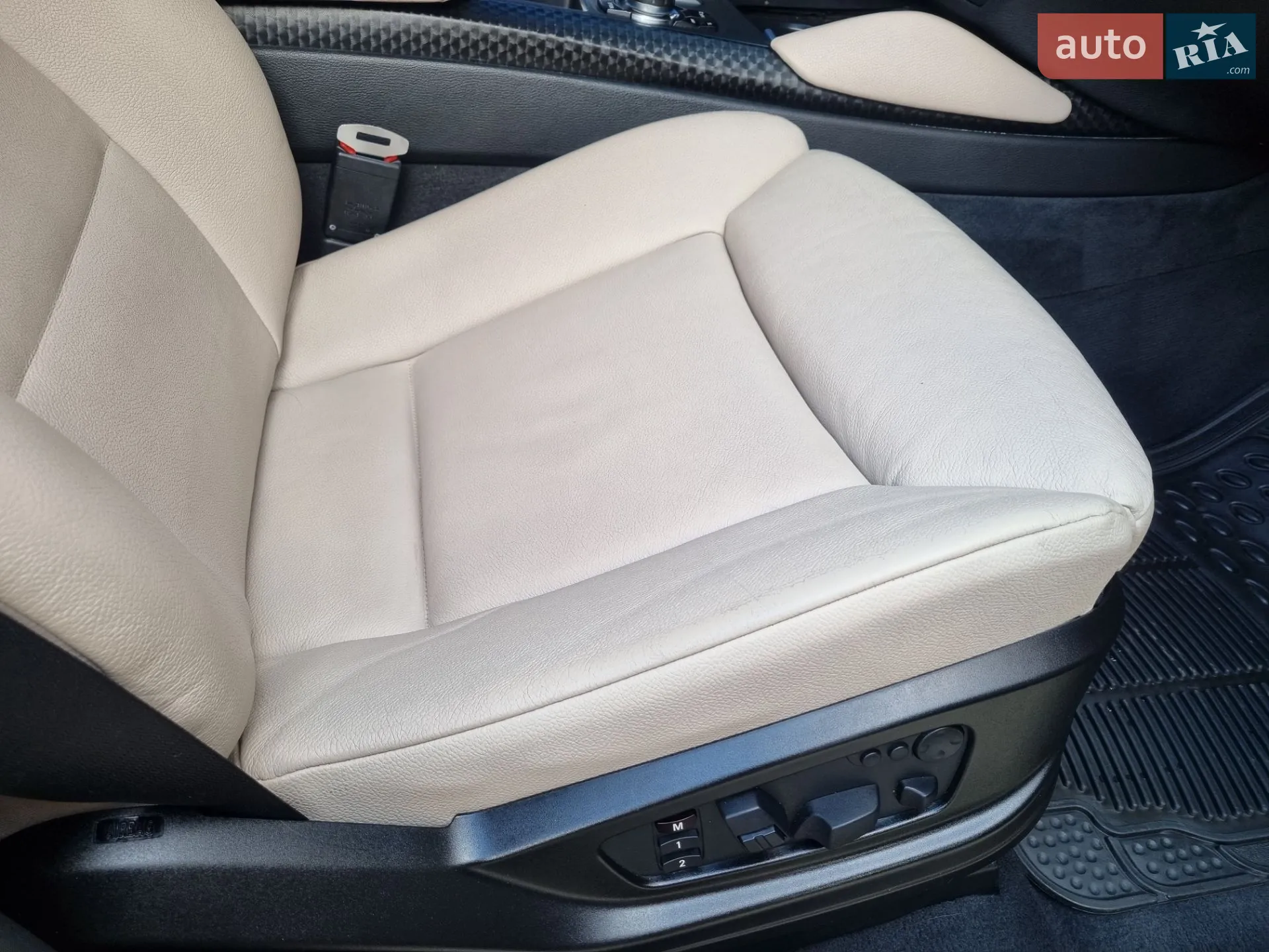 2011 BMW X6 - мініатюра 33