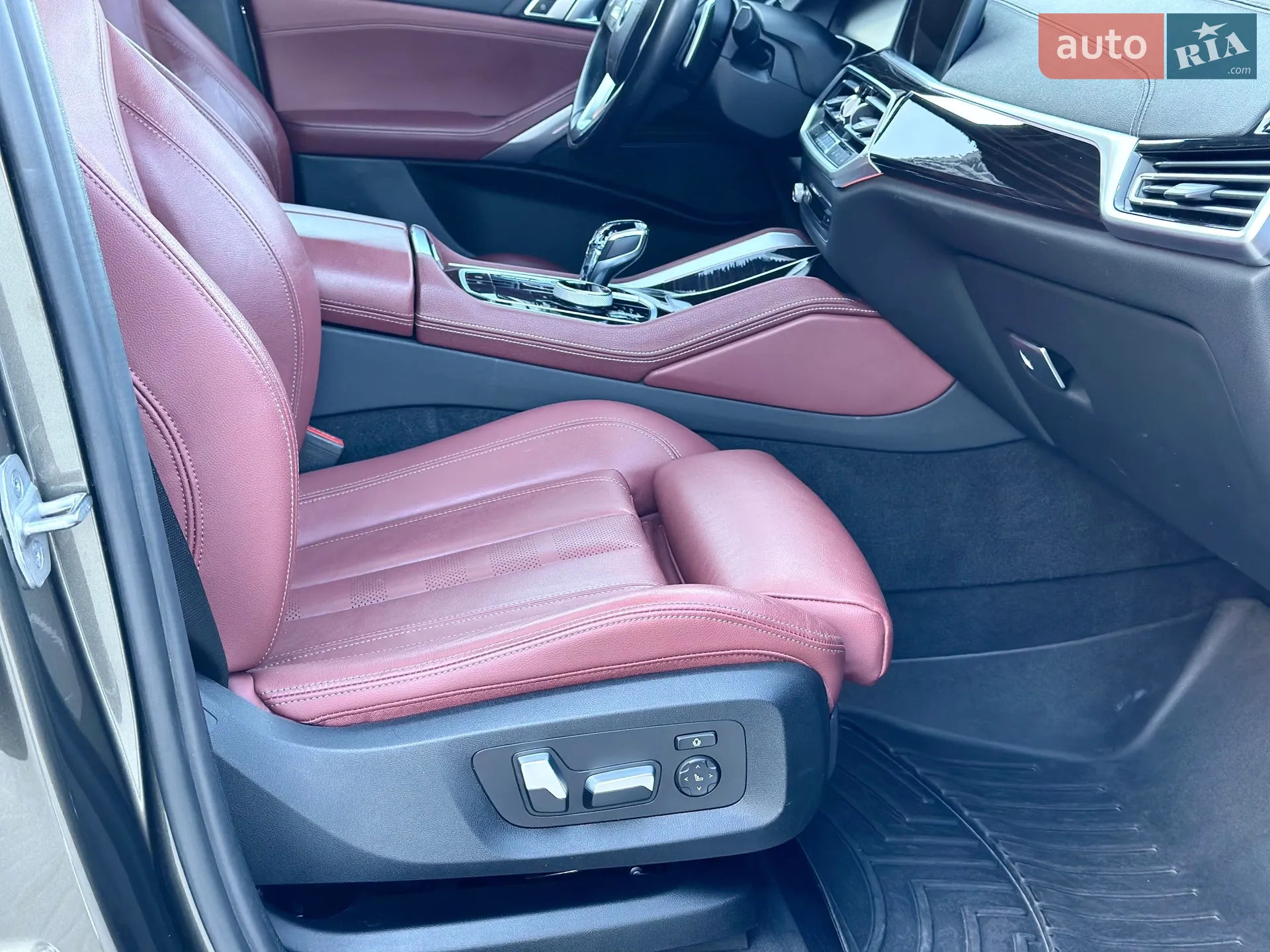 2021 BMW X6 - мініатюра 51