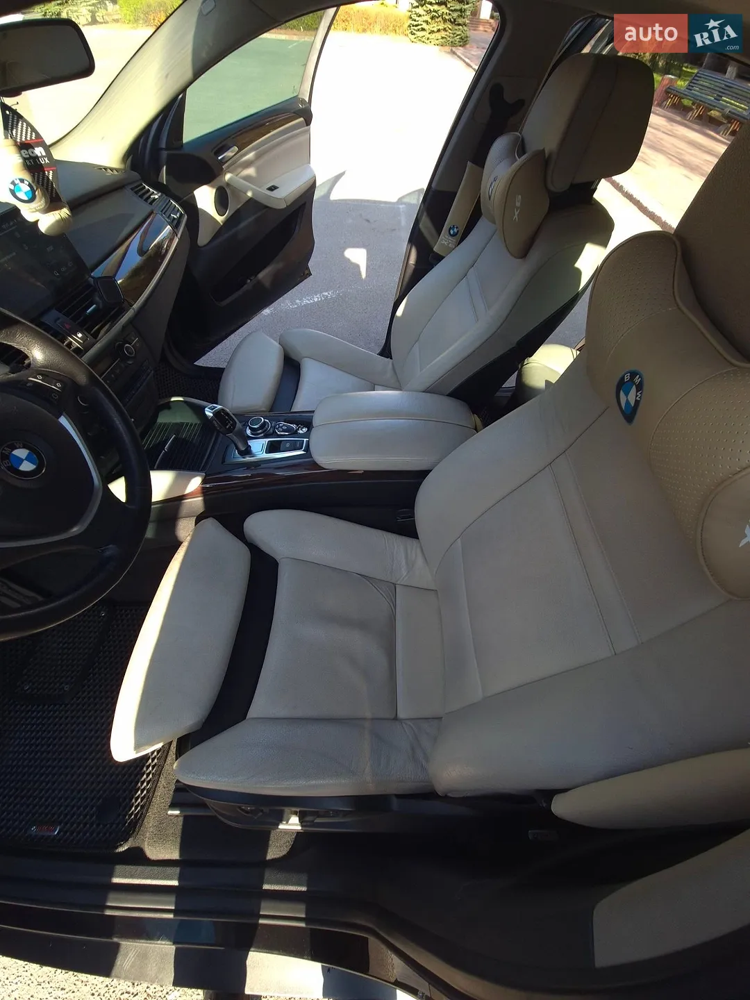 2010 BMW X6 - мініатюра 20