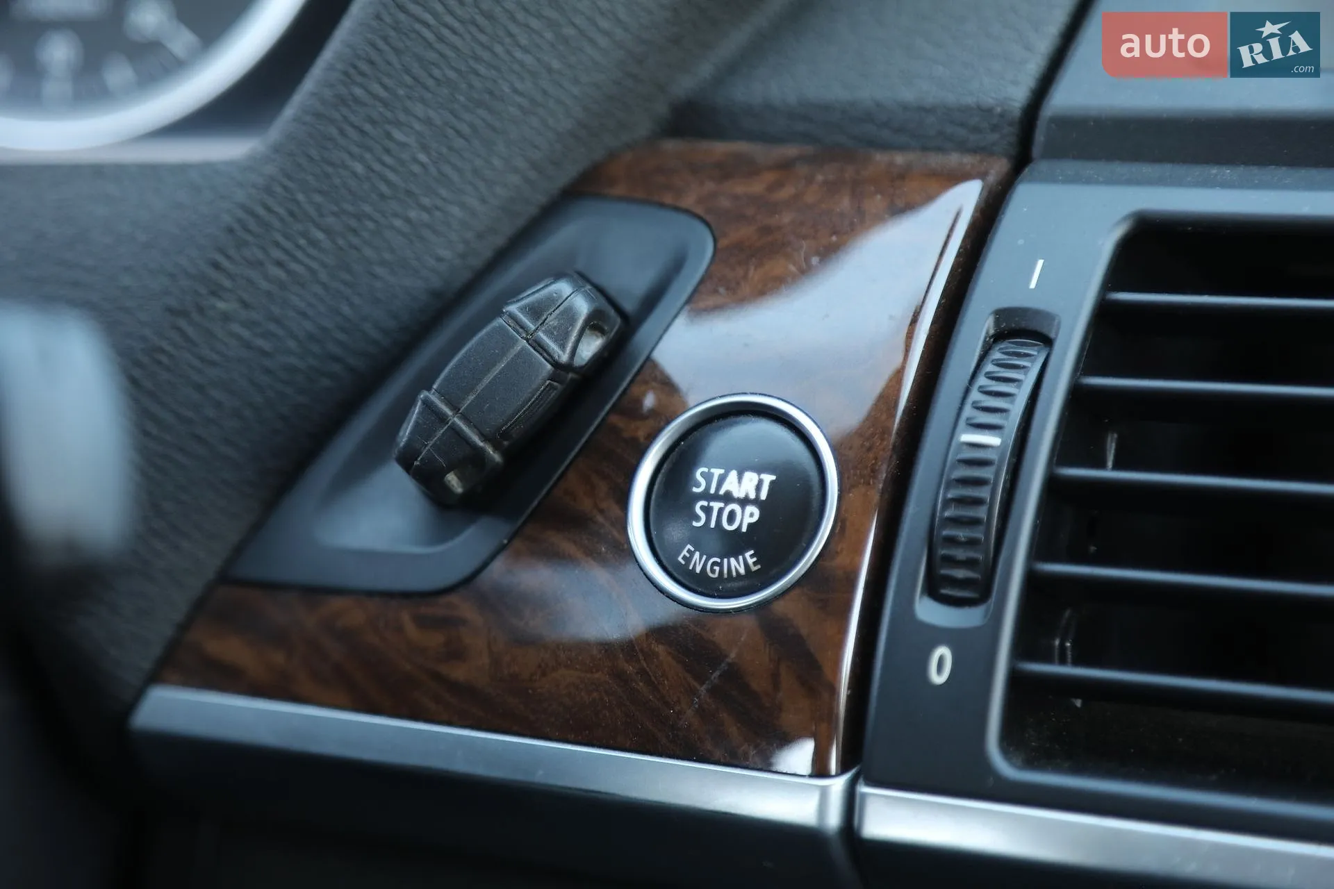 2010 BMW X6 - мініатюра 23