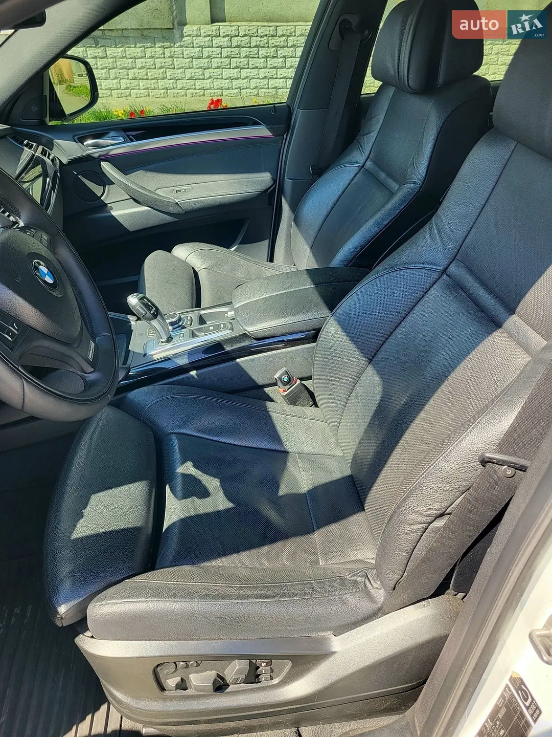 2010 BMW X6 - мініатюра 16