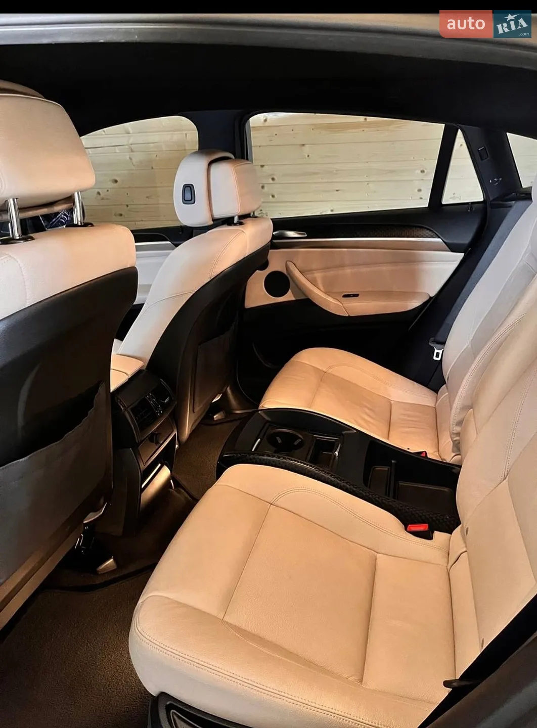 2010 BMW X6 - мініатюра 17