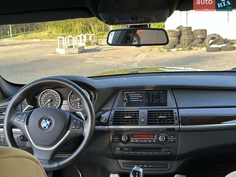 Внедорожник / Кроссовер BMW X6 2012 в Киеве