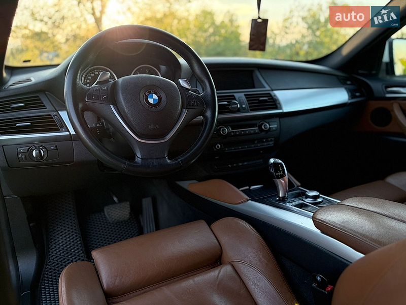 Внедорожник / Кроссовер BMW X6 2009 в Черновцах
