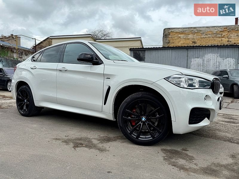 Внедорожник / Кроссовер BMW X6 2018 в Одессе