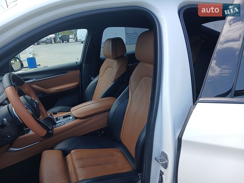 Внедорожник / Кроссовер BMW X6 2015 в Черновцах