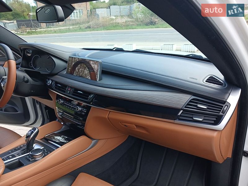 Внедорожник / Кроссовер BMW X6 2015 в Черновцах