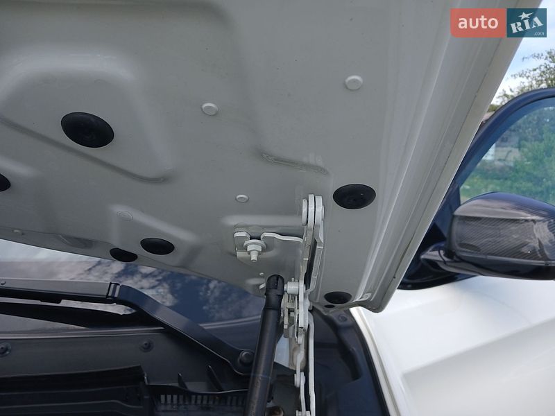 Внедорожник / Кроссовер BMW X6 2015 в Черновцах