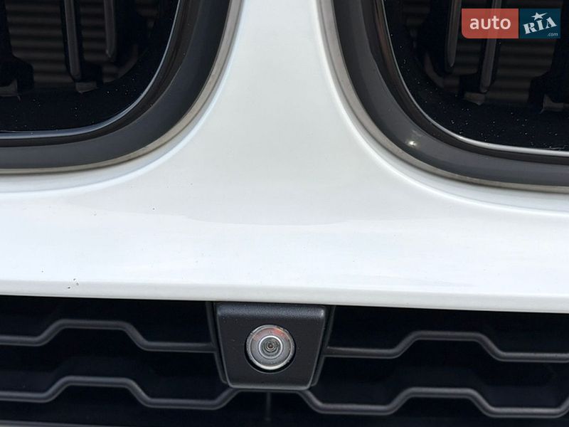 Внедорожник / Кроссовер BMW X6 2019 в Киеве
