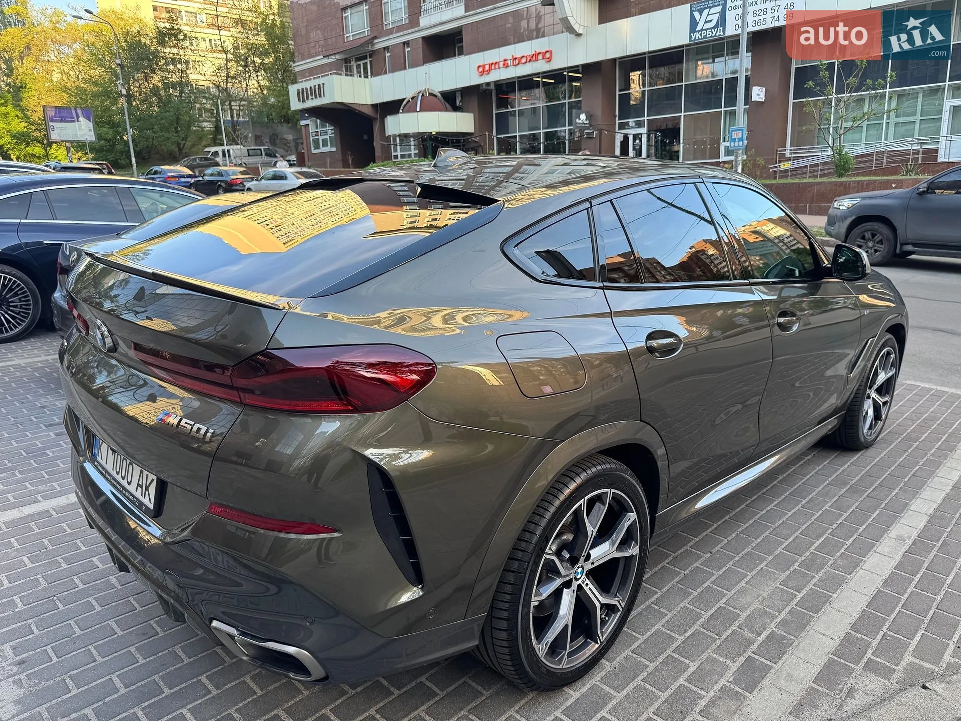 2021 BMW X6 - мініатюра 14