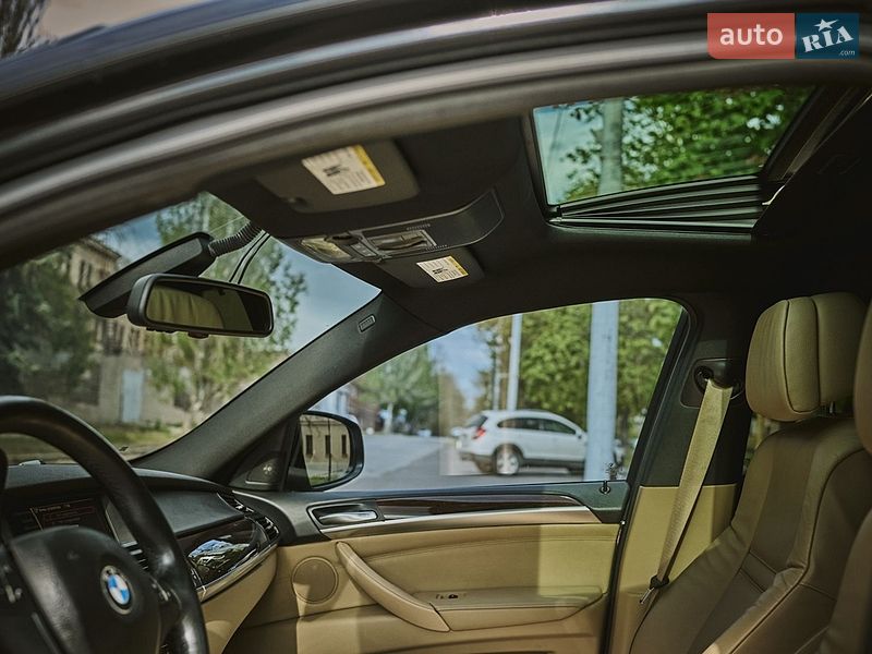 Внедорожник / Кроссовер BMW X6 2014 в Николаеве