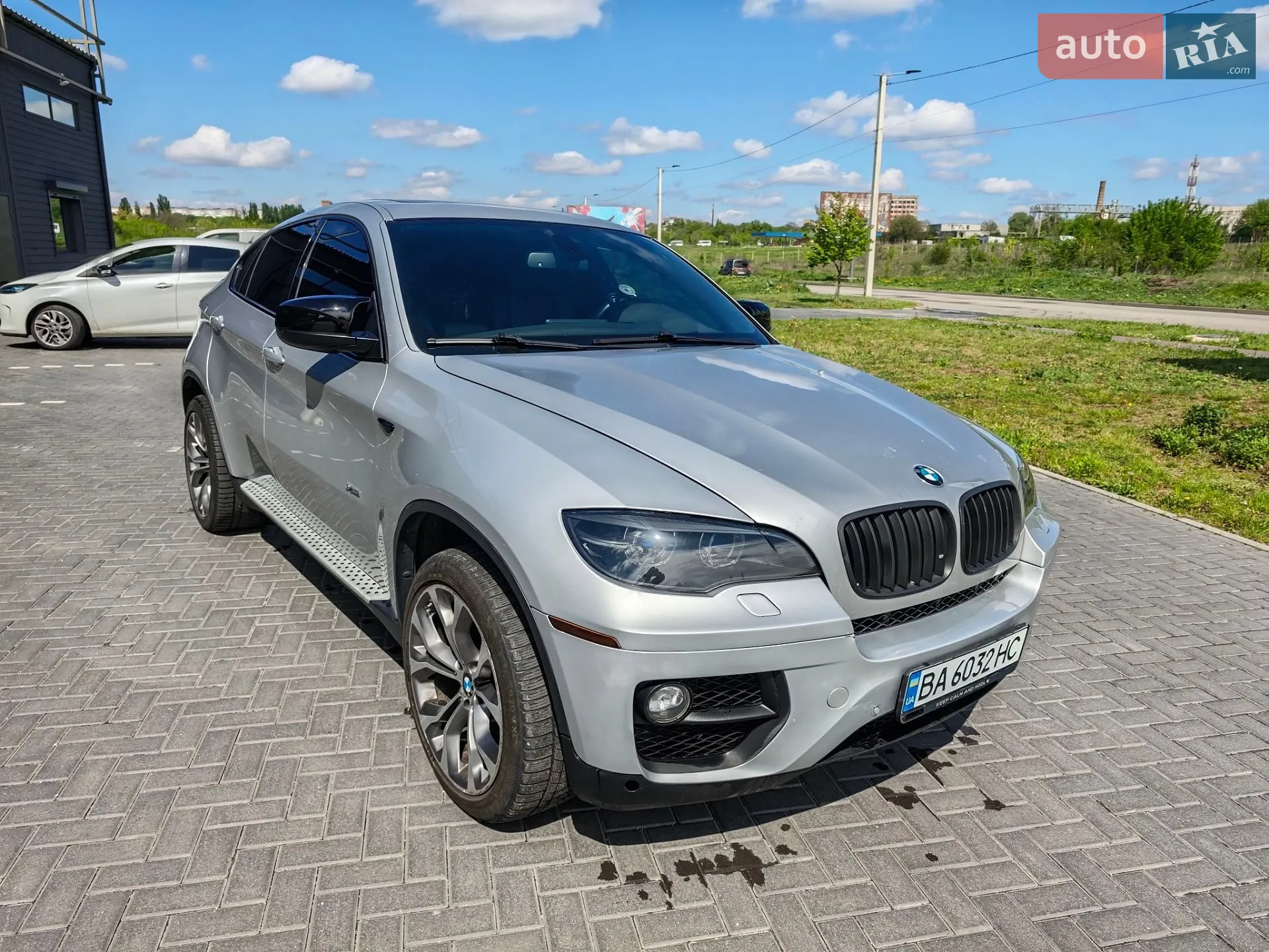 2012 BMW X6 - мініатюра 2