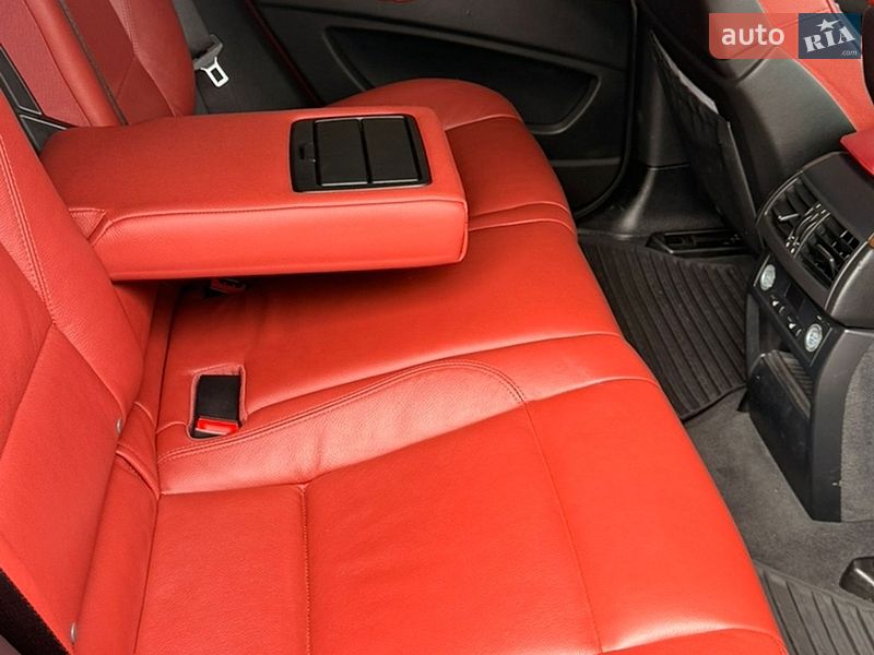 Внедорожник / Кроссовер BMW X6 2012 в Одессе