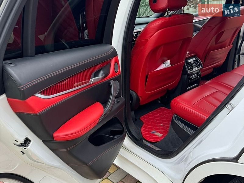 Внедорожник / Кроссовер BMW X6 2015 в Полтаве