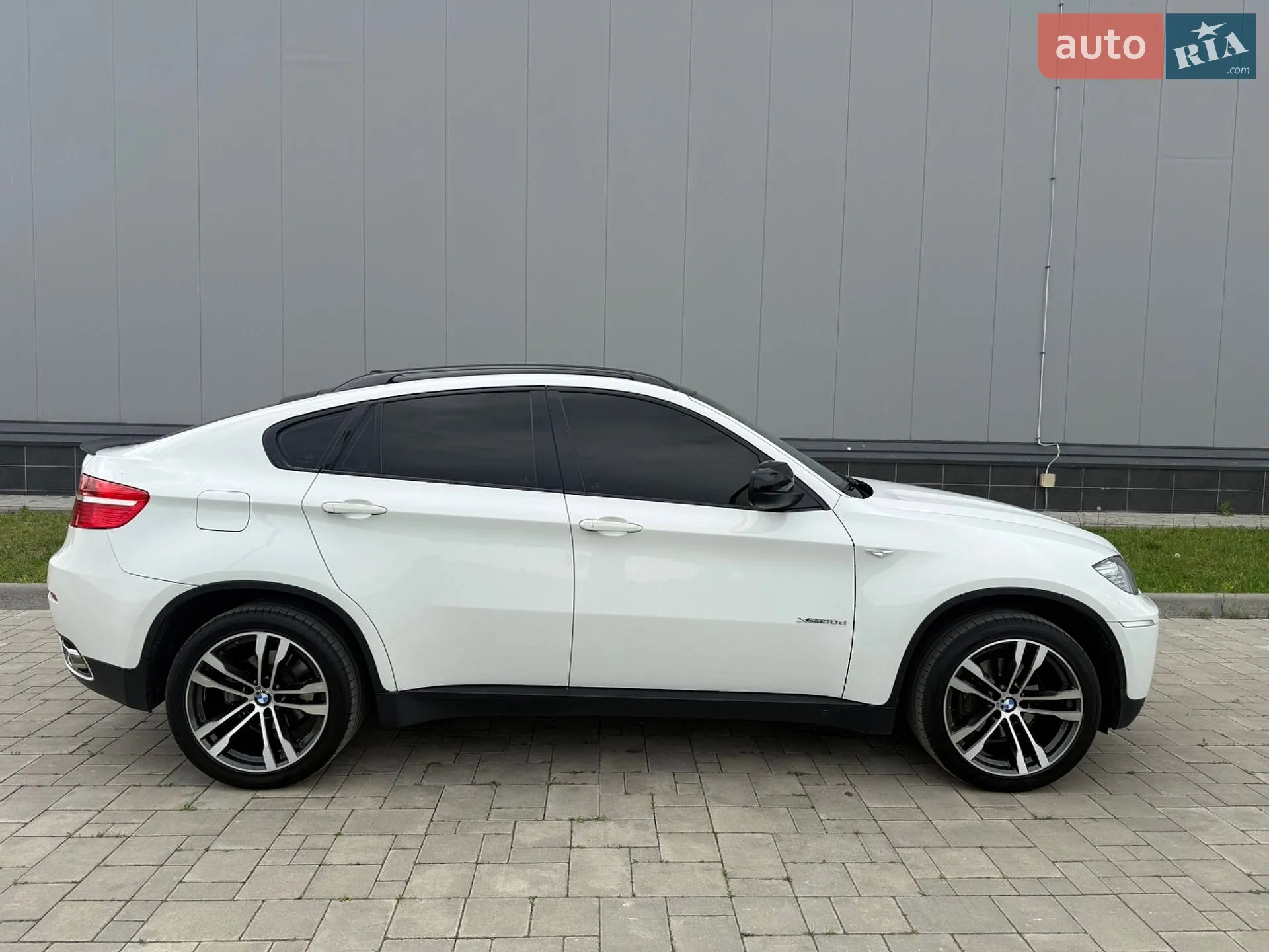 2011 BMW X6 - мініатюра 6