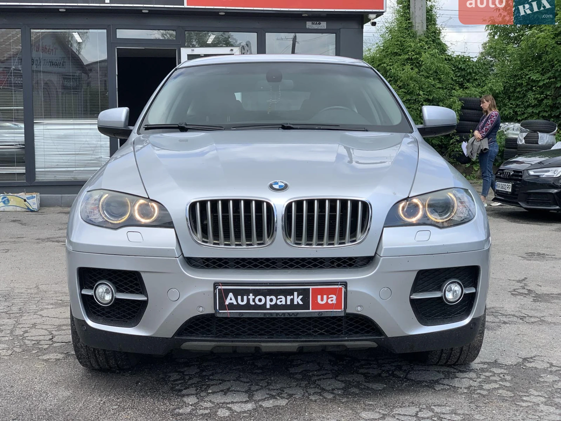 2010 BMW X6 - мініатюра 2