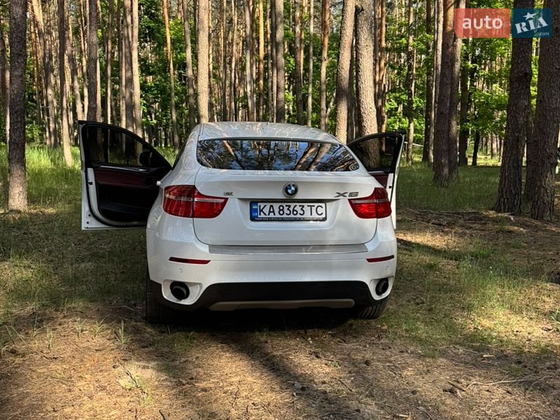 Позашляховик / Кросовер BMW X6 2011 в Ірпені