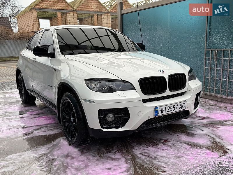 BMW X6 2012