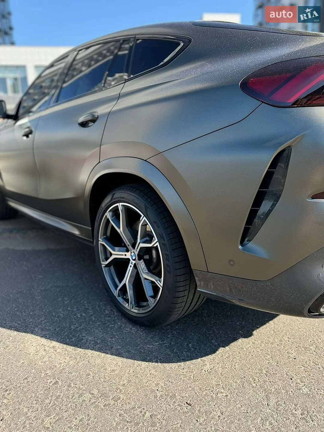 2021 BMW X6 - мініатюра 4