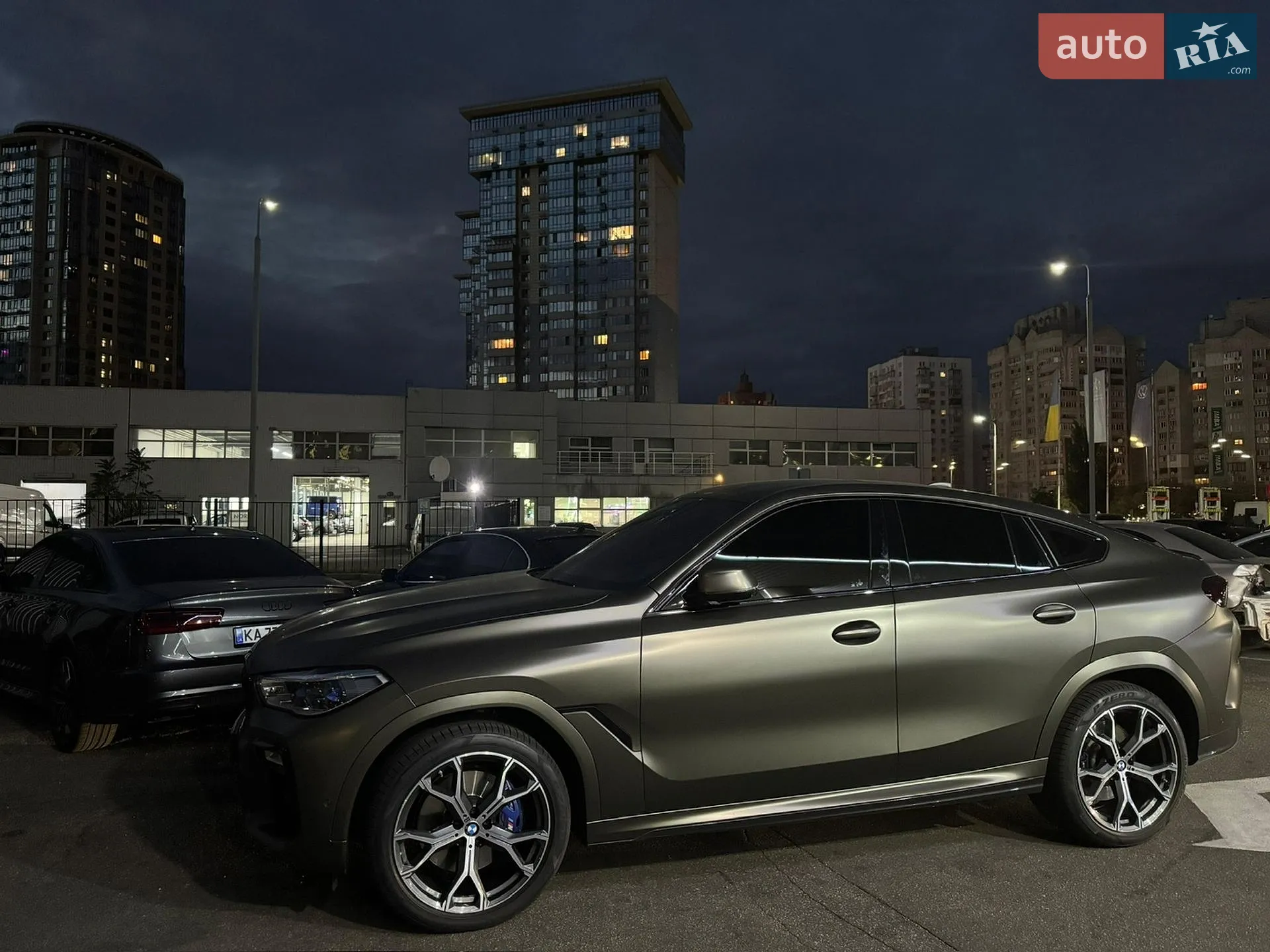 2021 BMW X6 - мініатюра 6