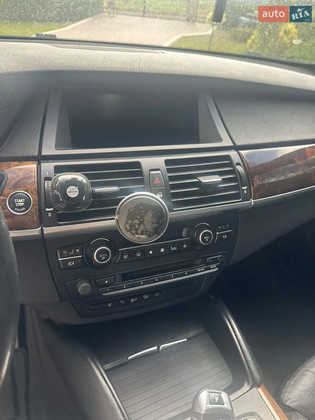 2010 BMW X6 - мініатюра 15
