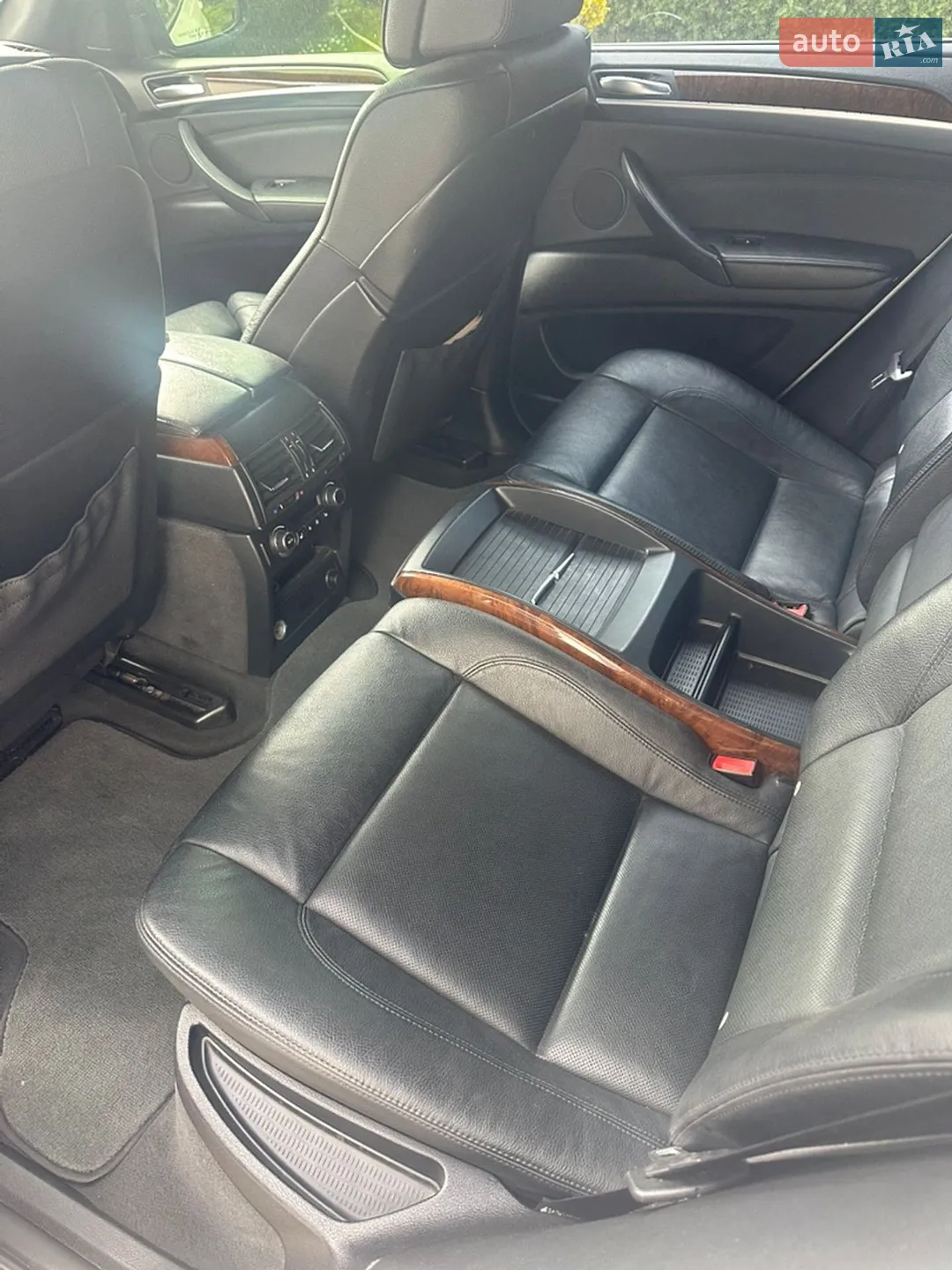 2010 BMW X6 - мініатюра 16
