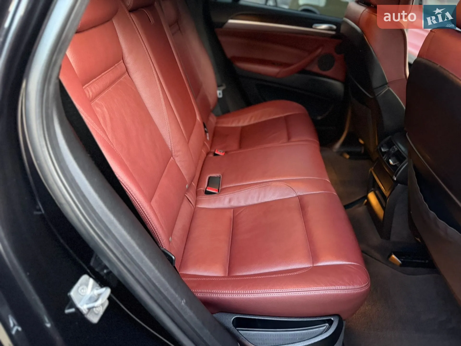 2011 BMW X6 - мініатюра 26