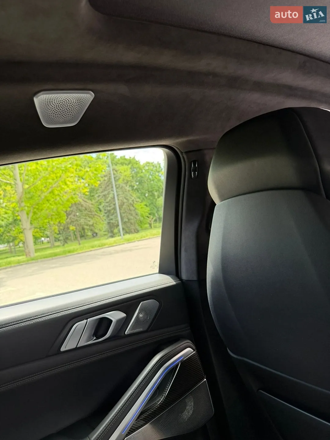2021 BMW X6 - мініатюра 41
