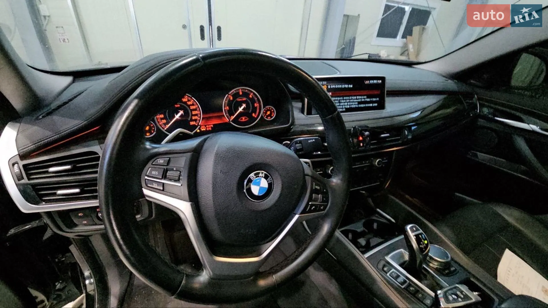 2017 BMW X6 - мініатюра 31