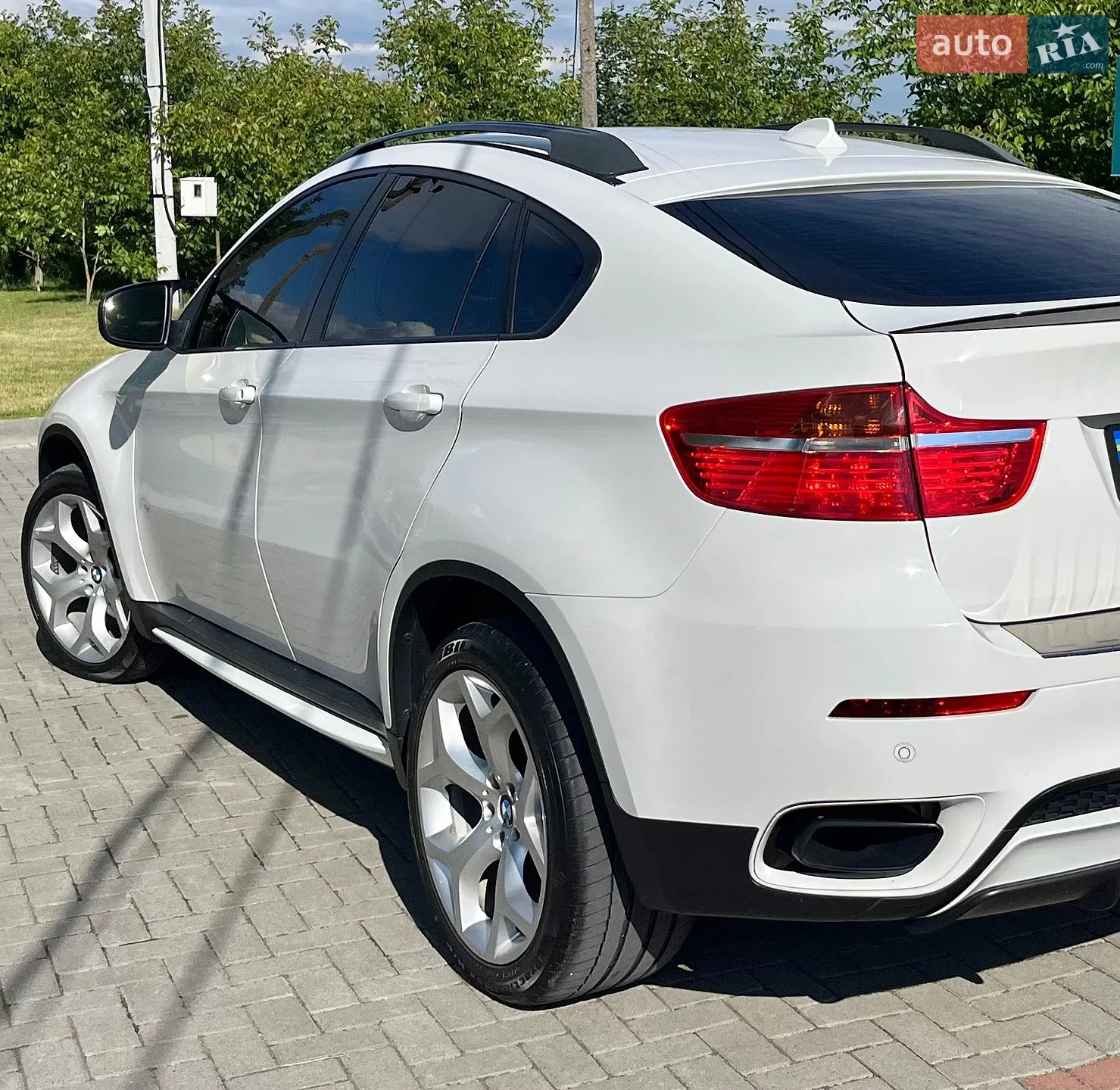 2010 BMW X6 - мініатюра 16