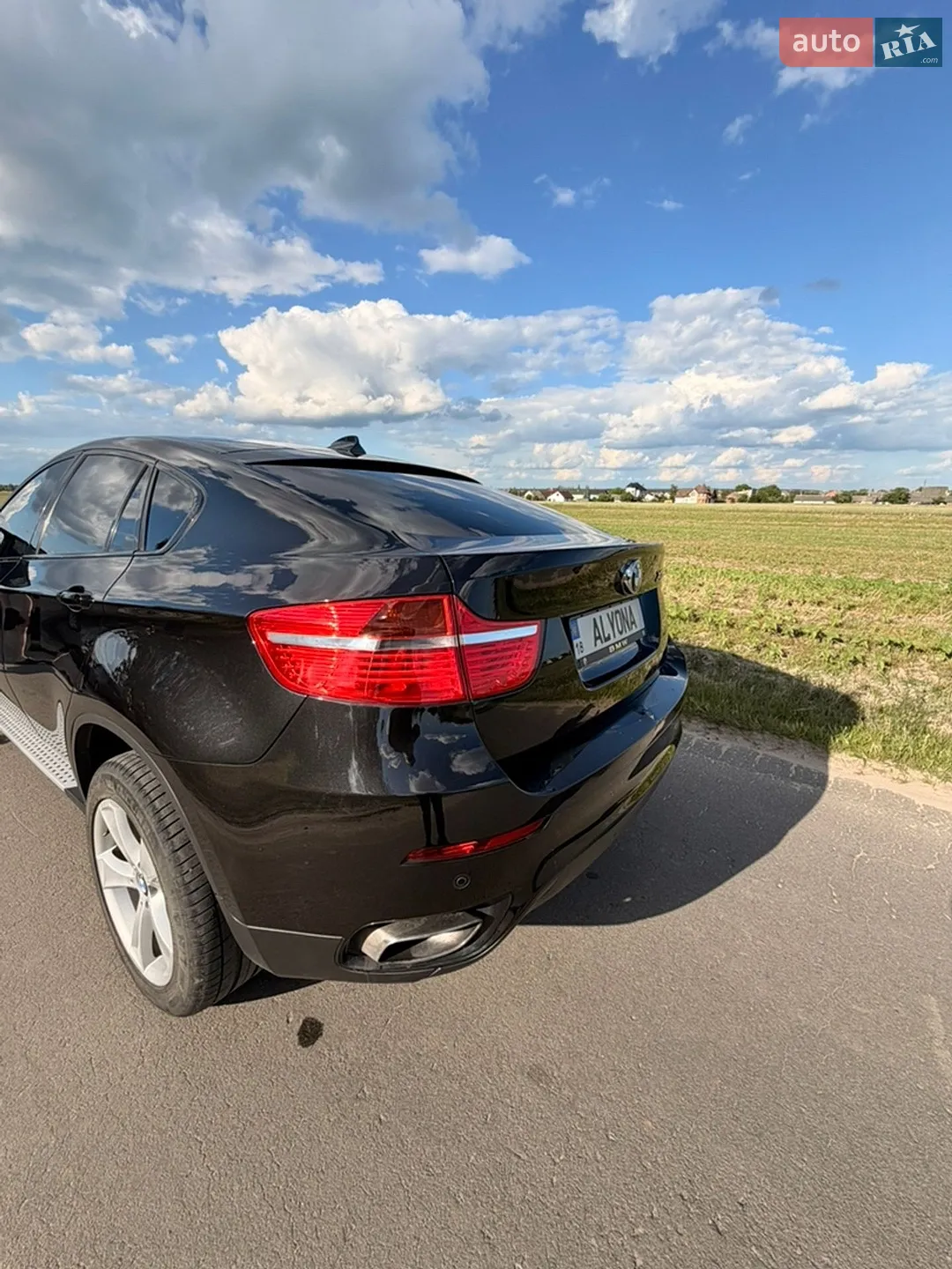 2010 BMW X6 - мініатюра 9