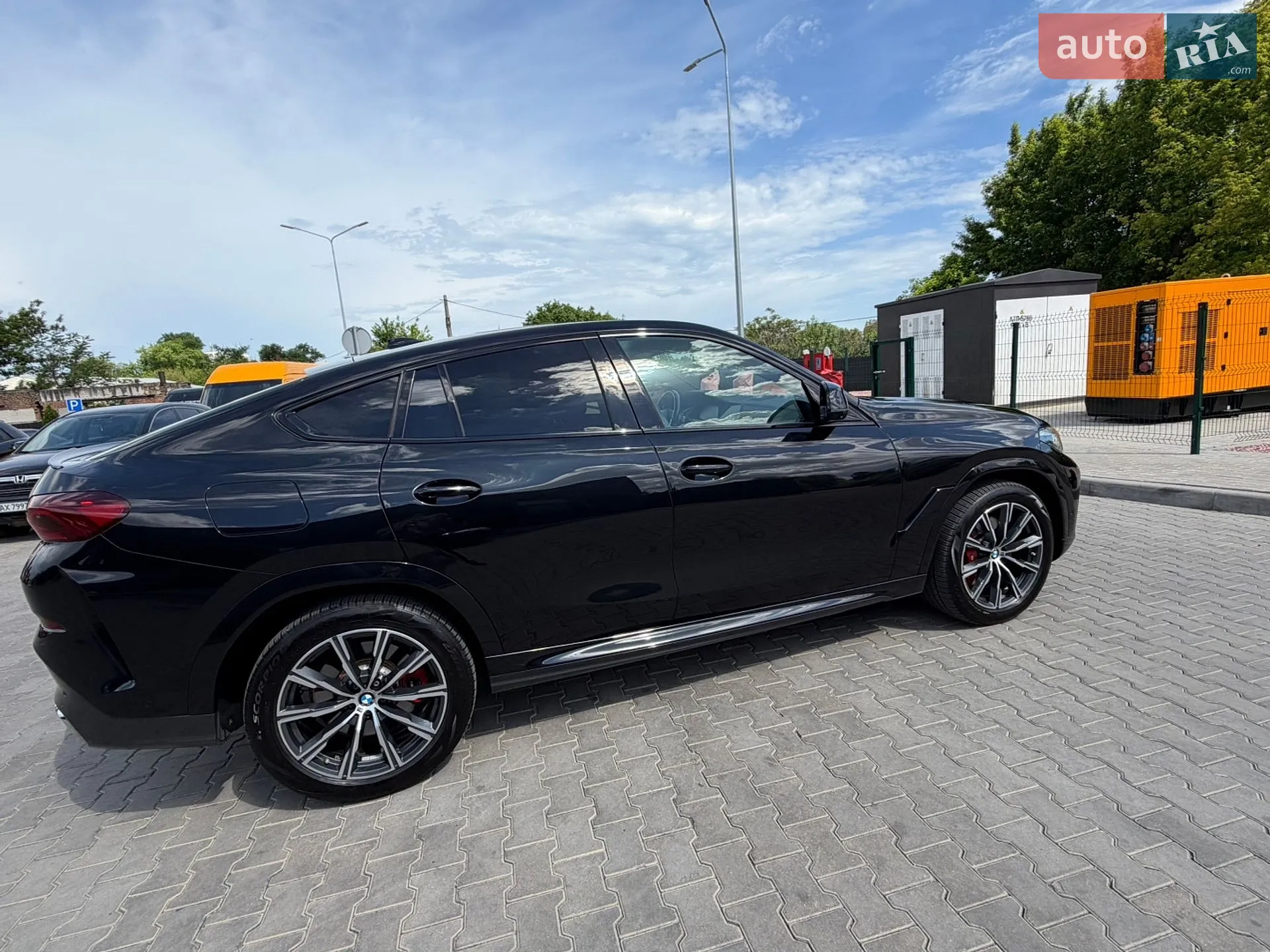 2020 BMW X6 - мініатюра 6