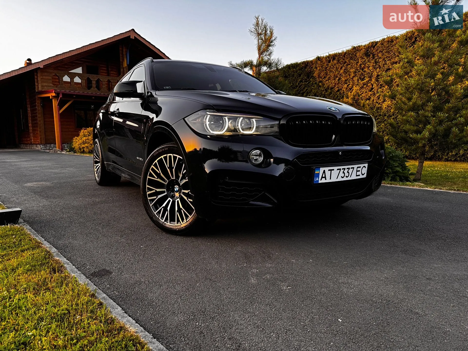 BMW X6 2016 VIN WBAKV210700R30026 фото оголошення 2 з 6