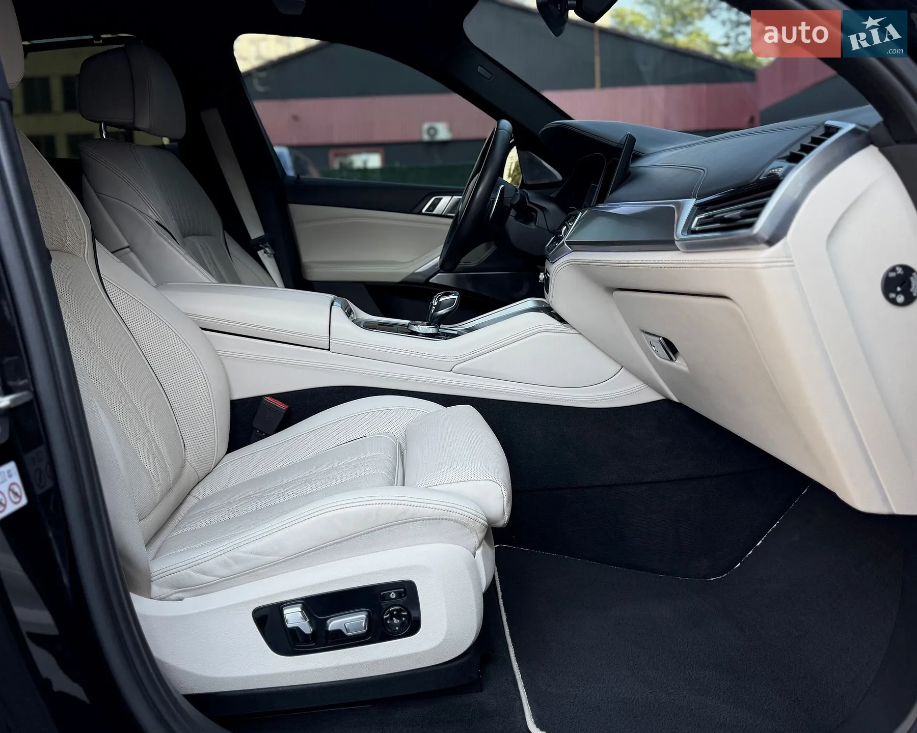 2020 BMW X6 - мініатюра 19
