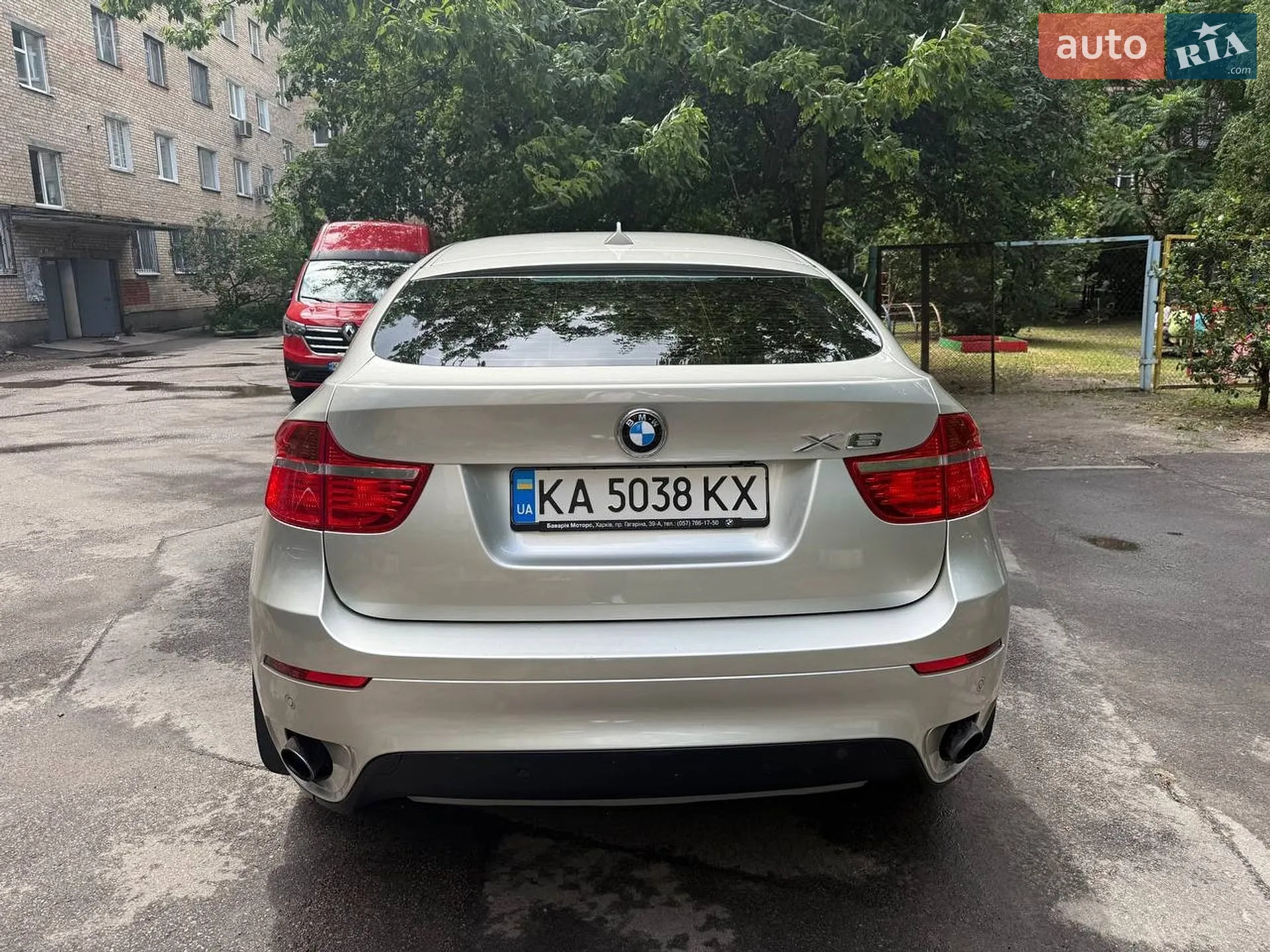 2010 BMW X6 - мініатюра 24