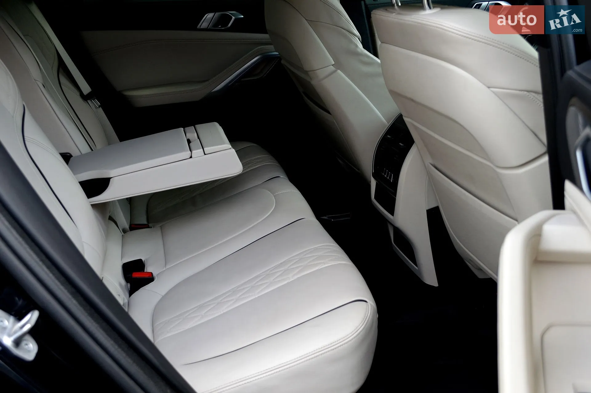 2022 BMW X6 - мініатюра 66