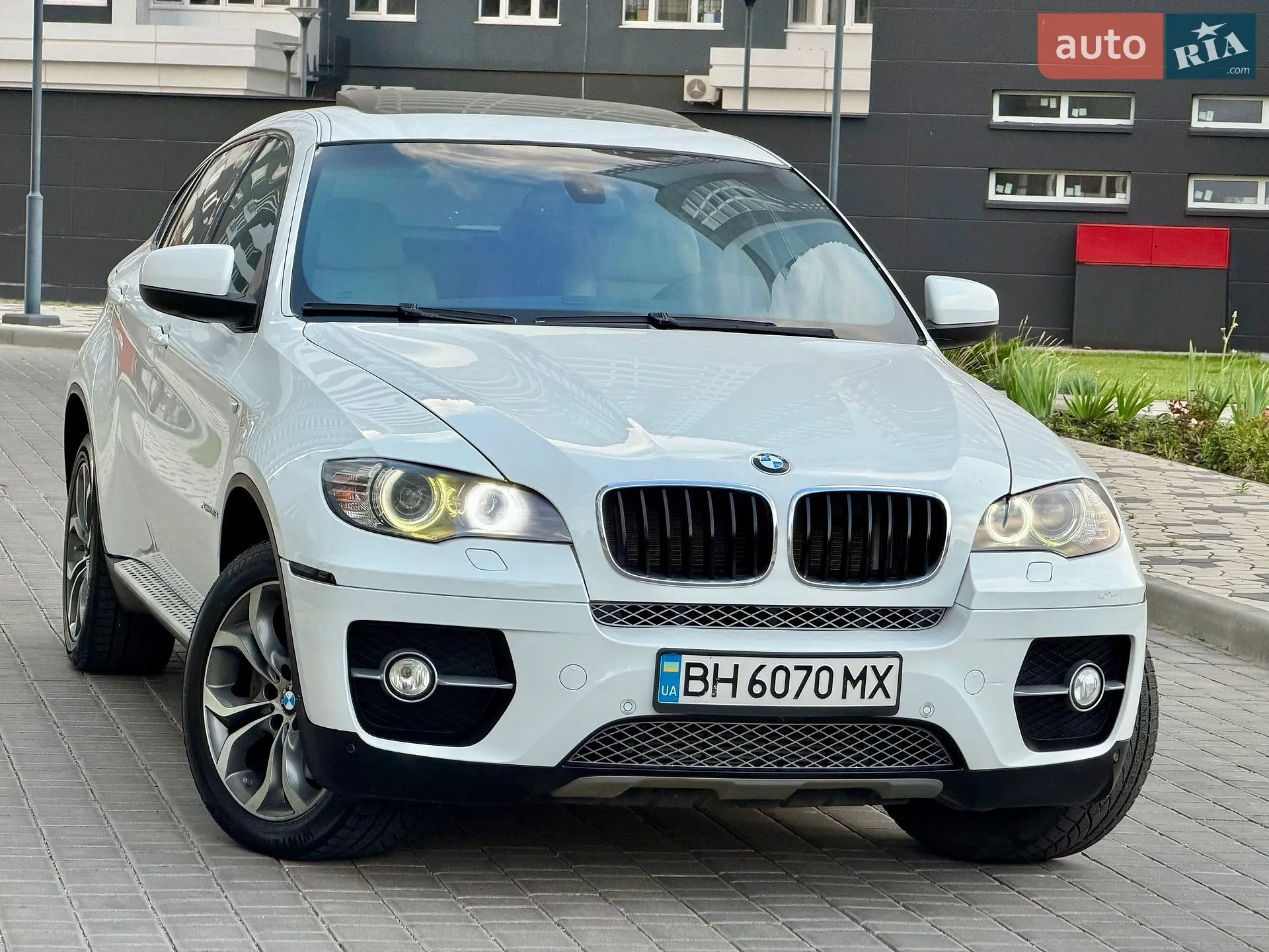 2010 BMW X6 - мініатюра 30