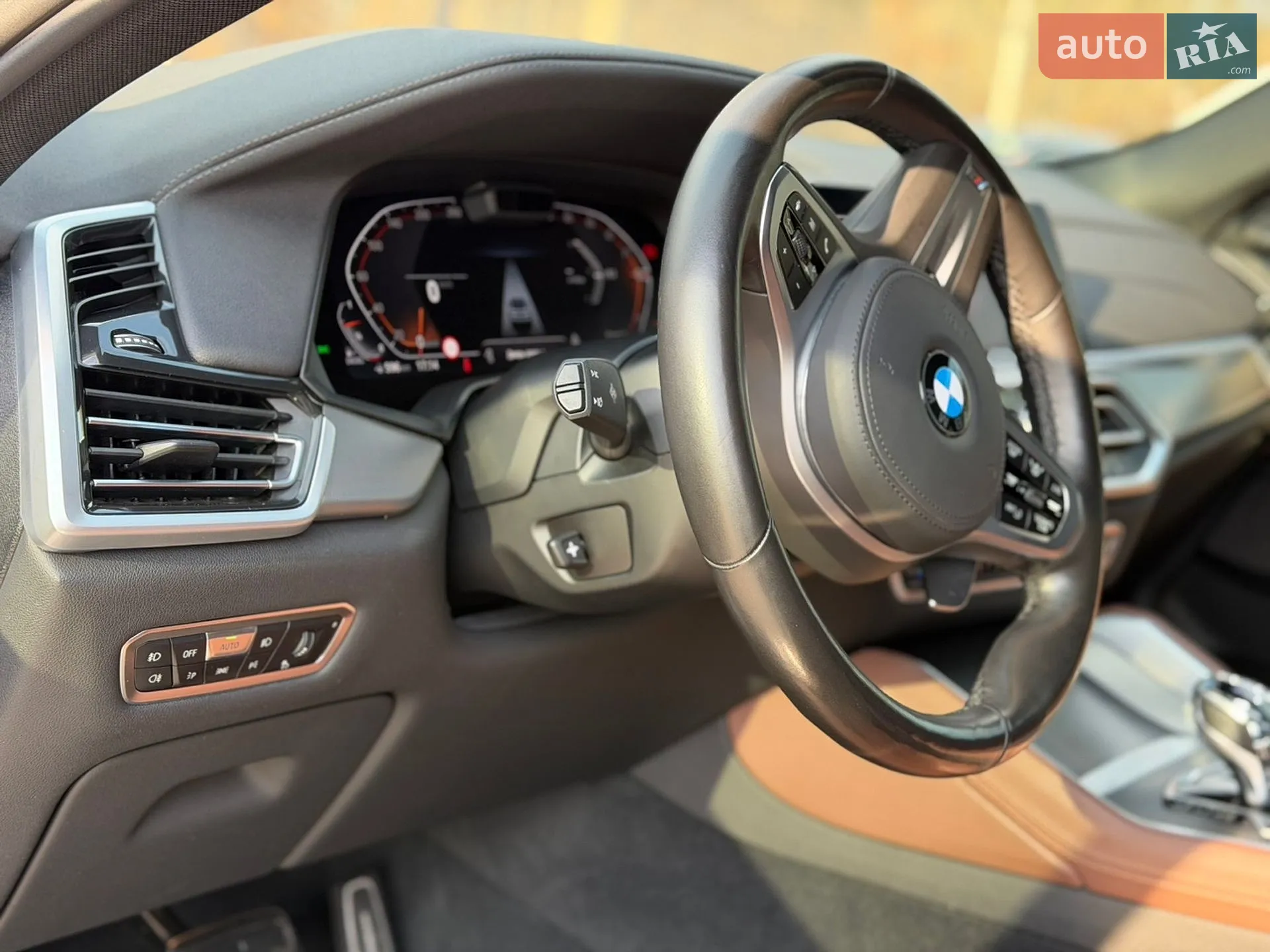 2021 BMW X6 - мініатюра 28
