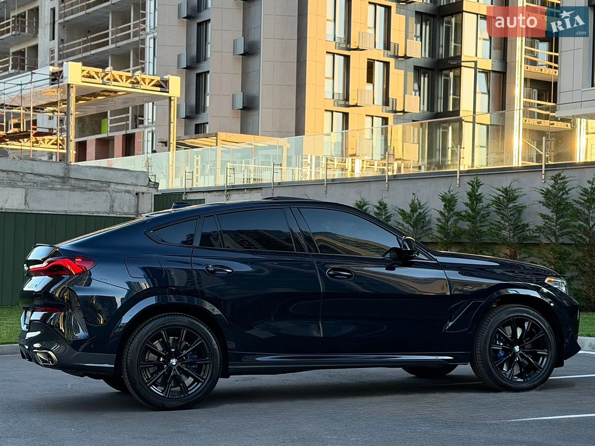 2021 BMW X6 - мініатюра 21