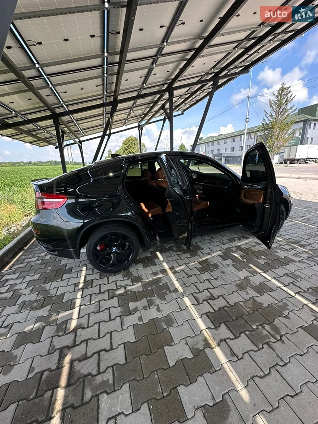 2011 BMW X6 - мініатюра 3