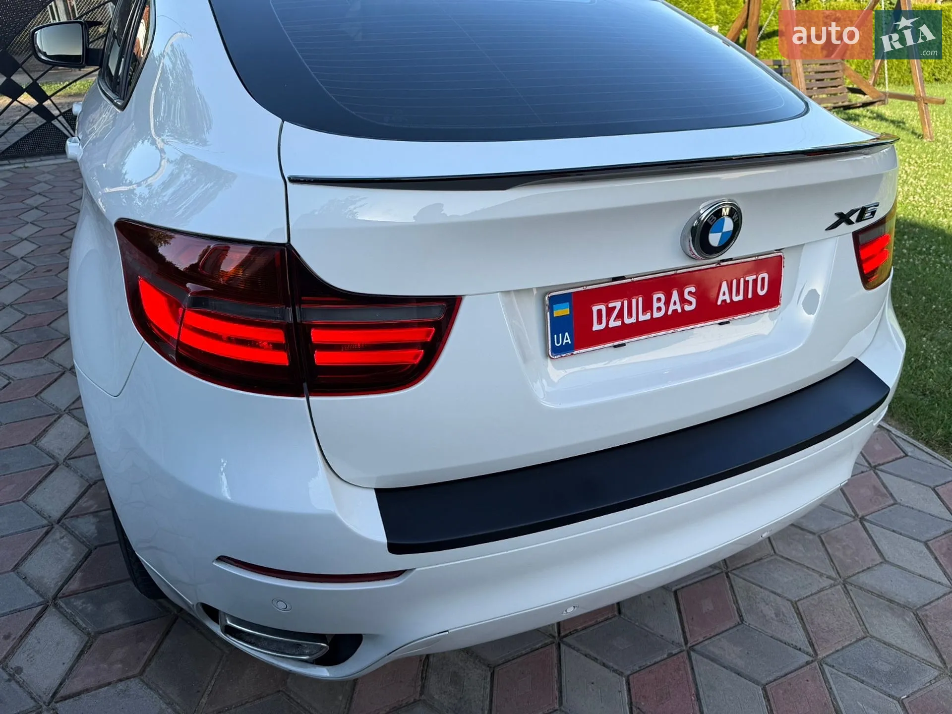 2010 BMW X6 - мініатюра 14