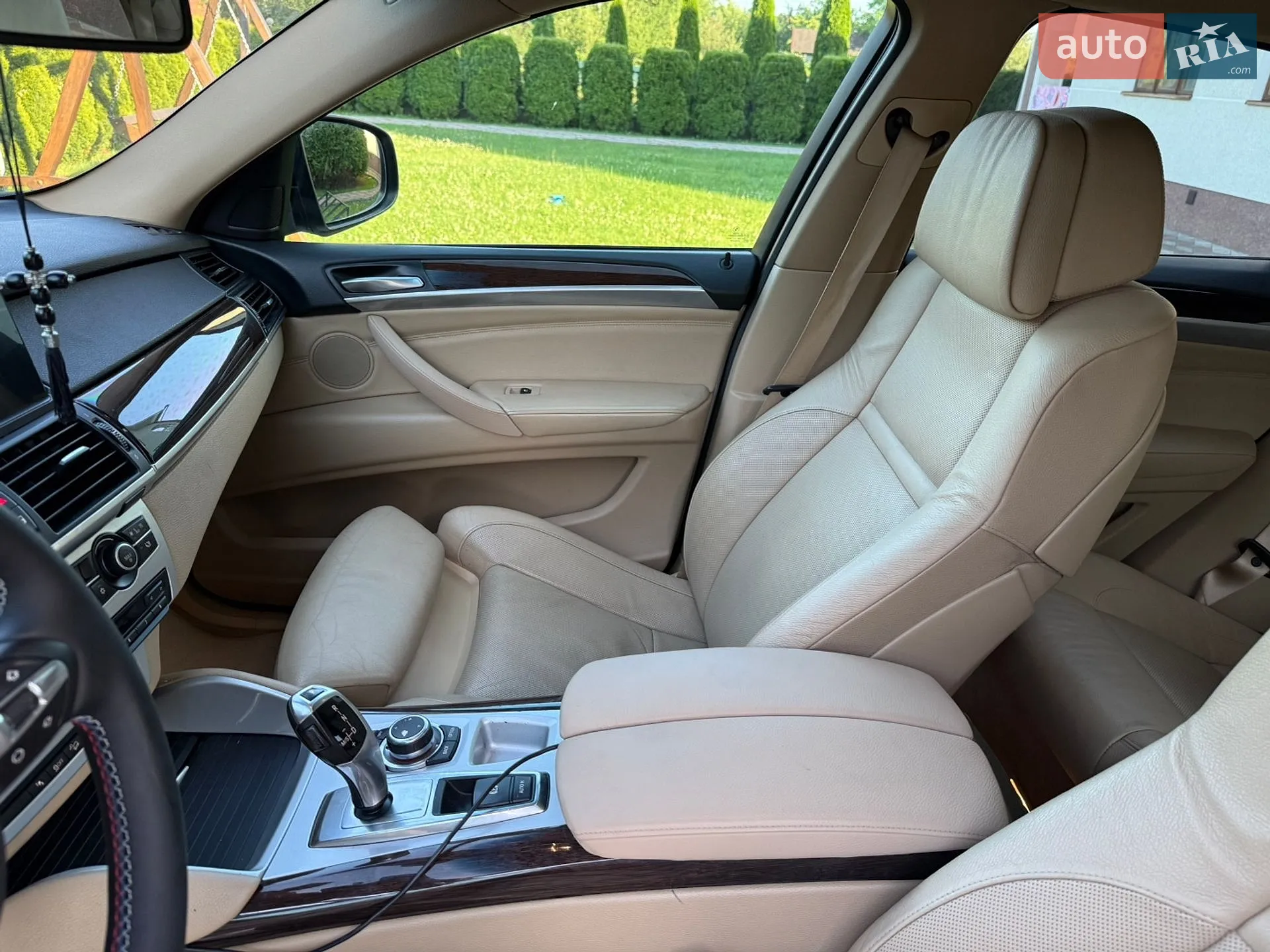 2010 BMW X6 - мініатюра 29