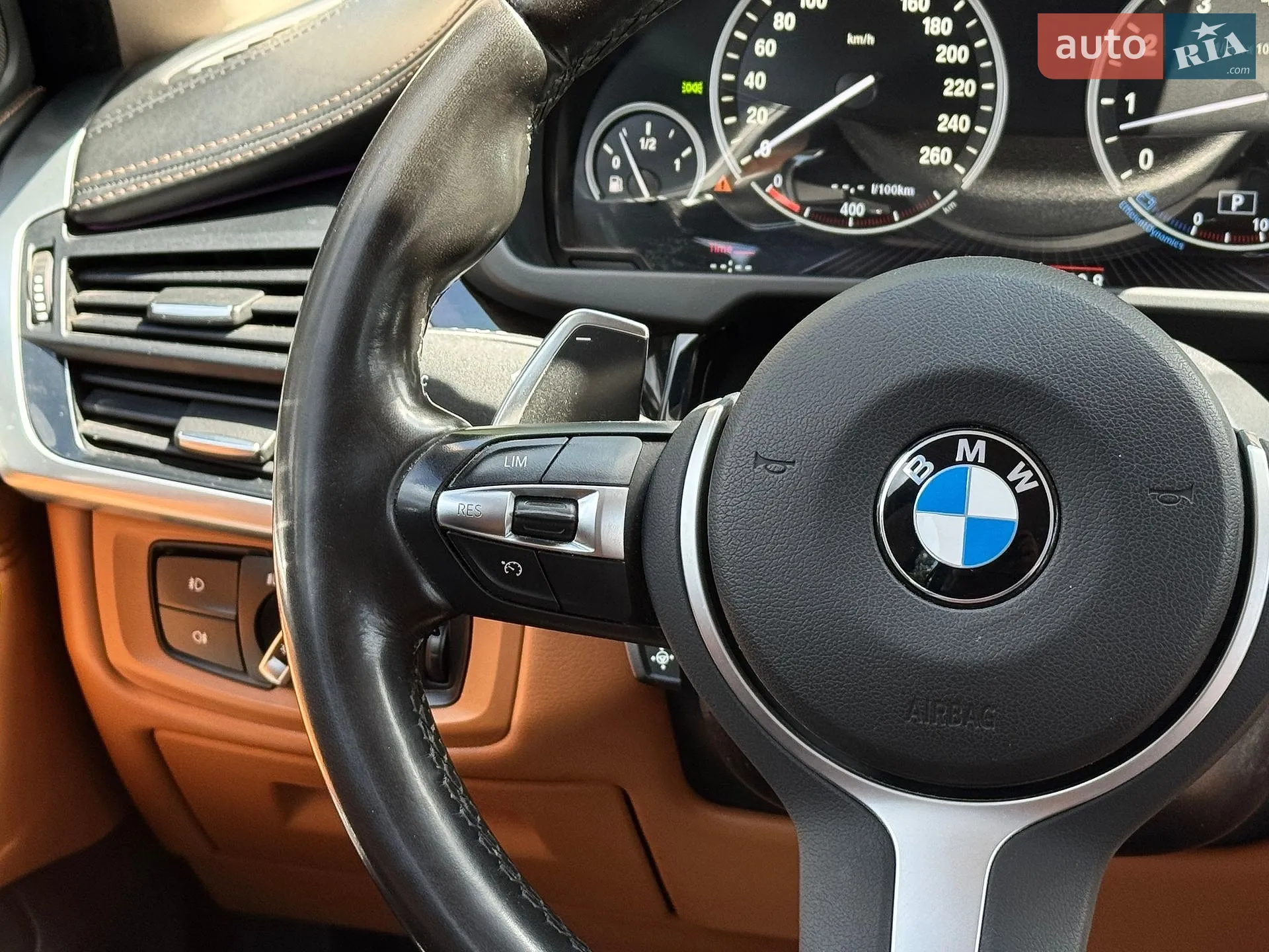 2015 BMW X6 - мініатюра 17