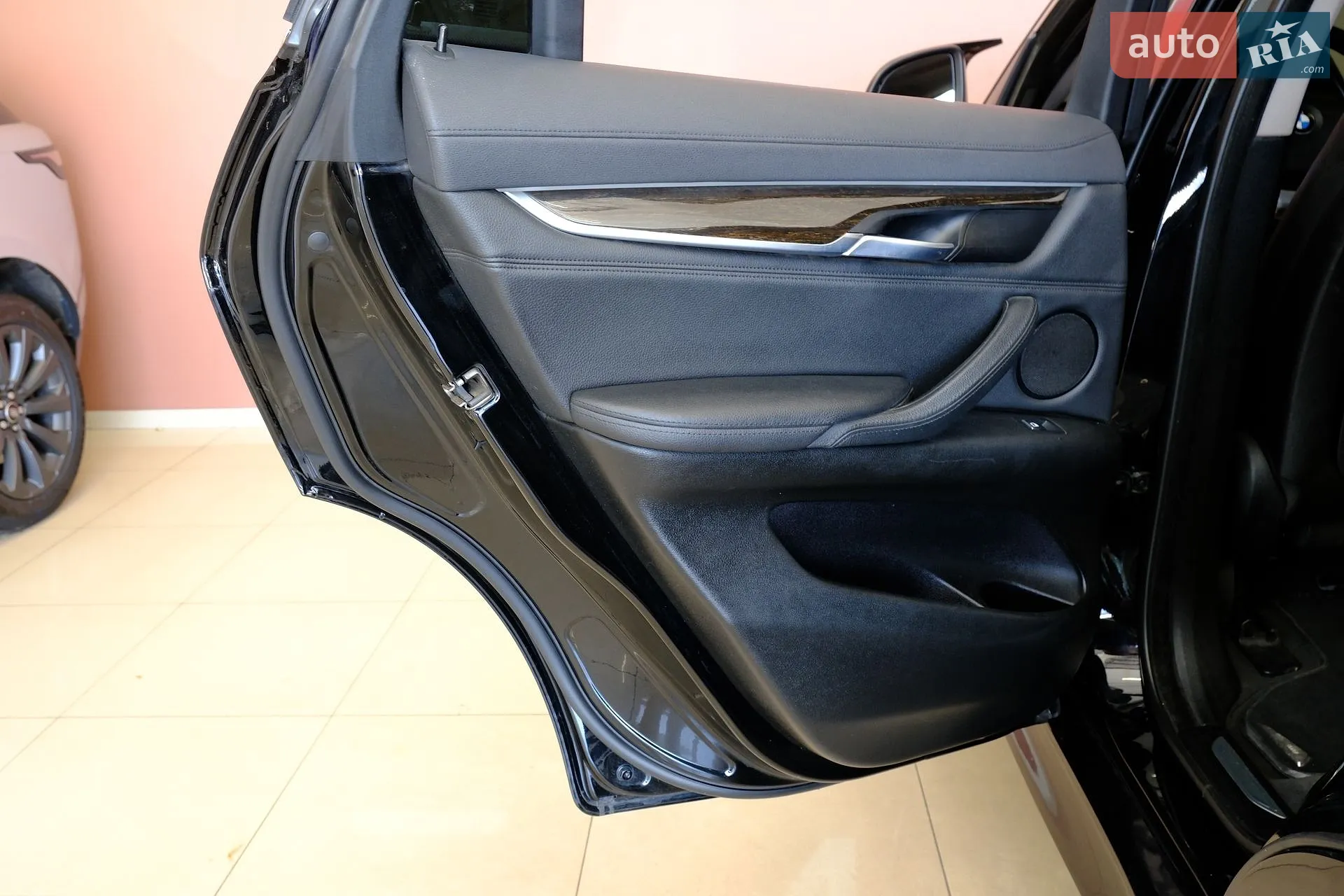 2016 BMW X6 - мініатюра 31